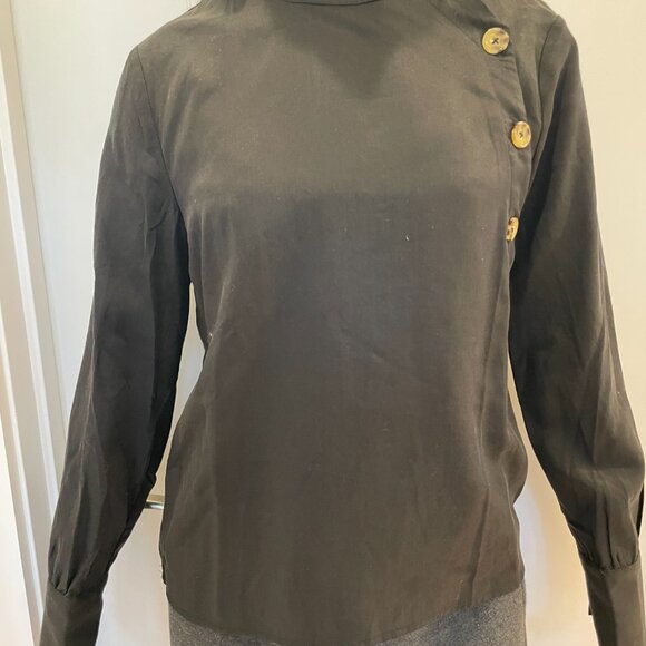 Black .Object shirt, assym tortoise sheel buttons; size EUR 36 (US 6); new - Picture 6 of 9
